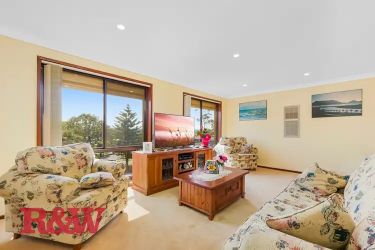 Second view of Homely house listing, 2 Oak Place, Bradbury NSW 2560