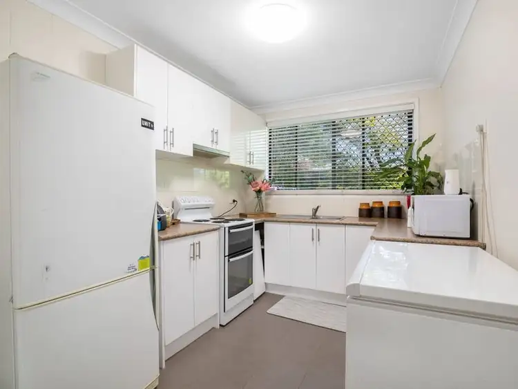 Third view of Homely apartment listing, 1/6 Bellevue Road, Armidale NSW 2350