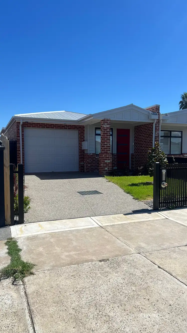 217 Military Road, Avondale Heights VIC 3034
