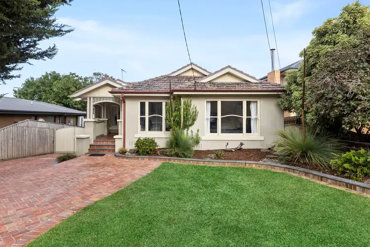 344 Mascoma Street, Strathmore Heights VIC 3041