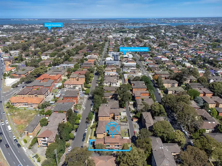 Third view of Homely block of units listing, 3 Woids Avenue, Hurstville NSW 2220