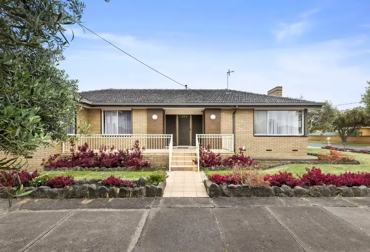 5 Bordeaux Street, Avondale Heights VIC 3034
