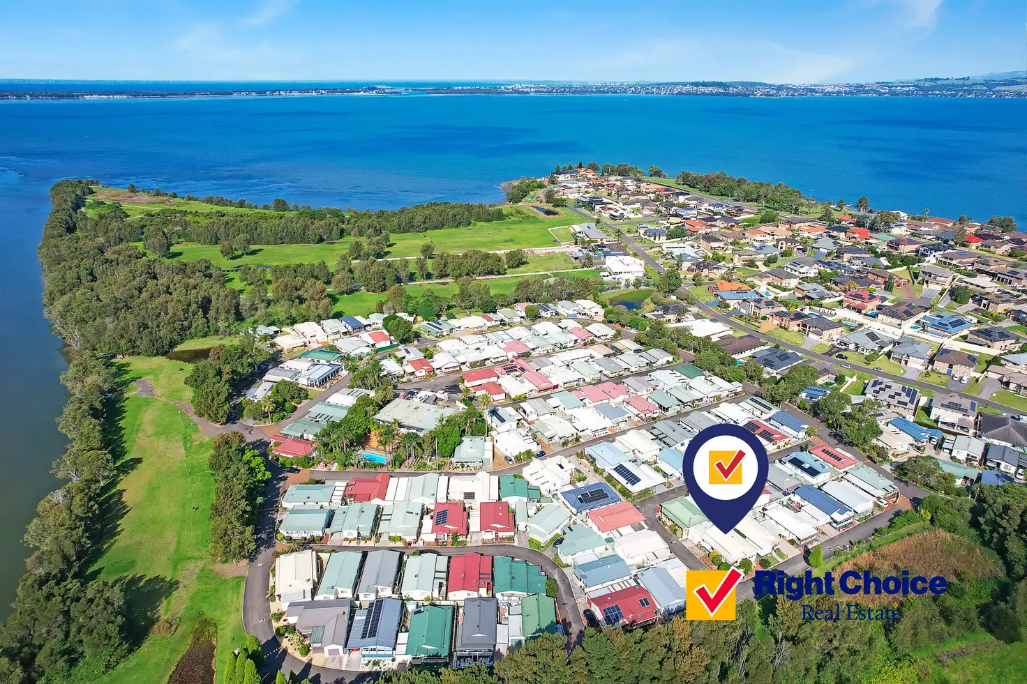 Main view of Homely villa listing, 7 Lakeline Drive, Kanahooka NSW 2530