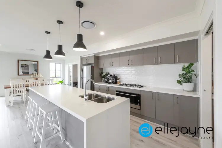Sixth view of Homely house listing, 7 Sundial Drive, Morisset Park NSW 2264