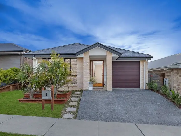 12 Goldfinch Street, Redbank Plains QLD 4301