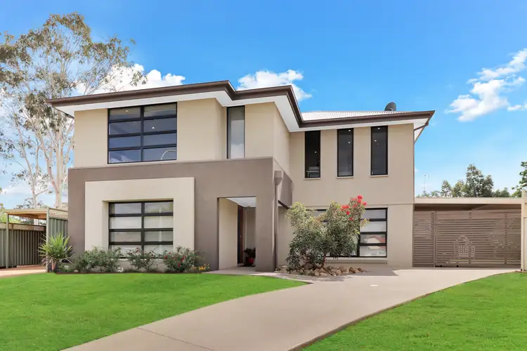 10 Mozart Place, Cranebrook NSW 2749