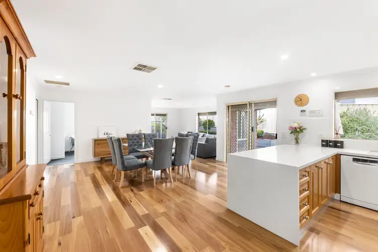 Sixth view of Homely house listing, 14 Mitchell Court, Attwood VIC 3049