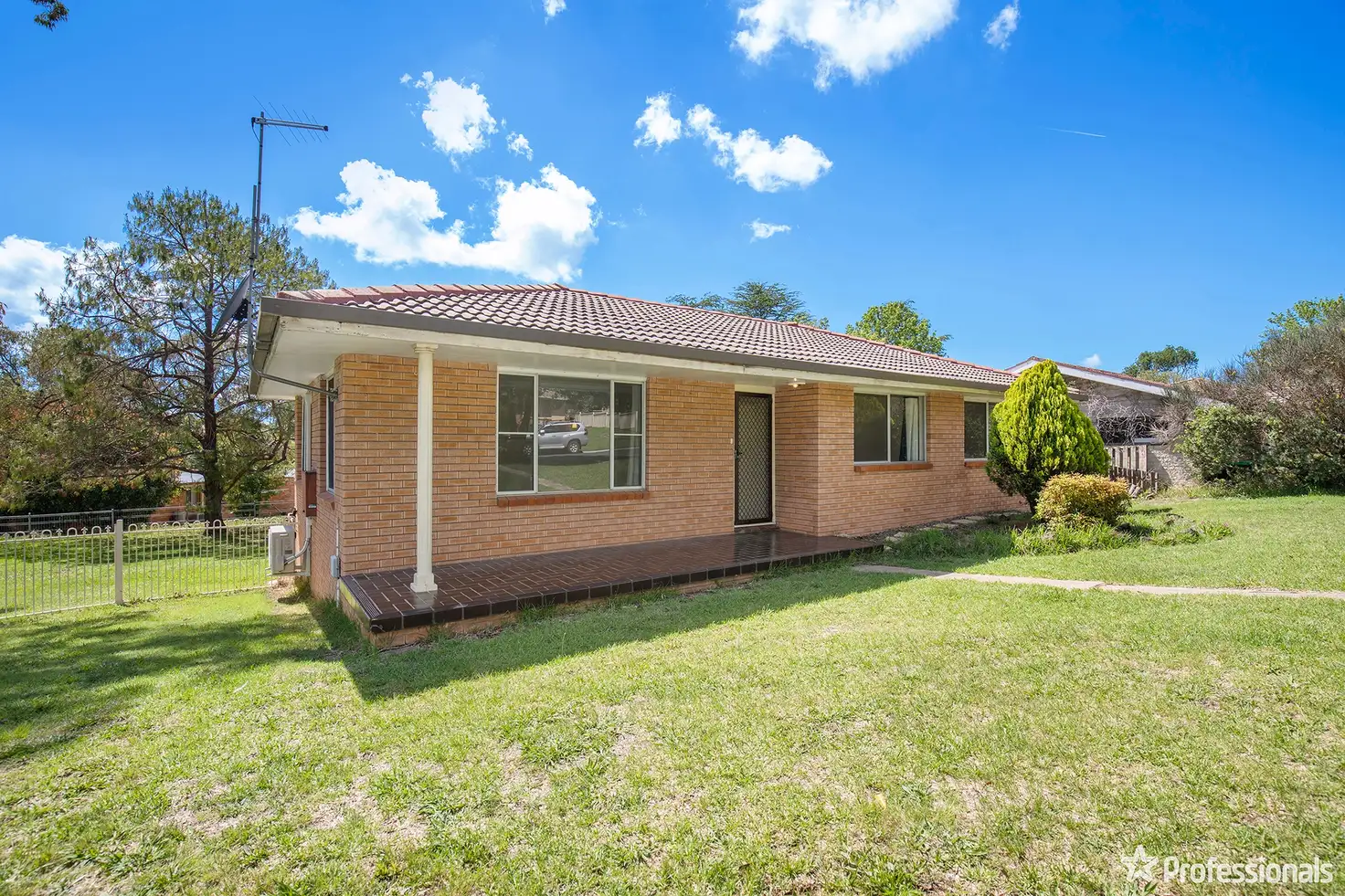 Main view of Homely house listing, 16 Kathleen Crescent, Armidale NSW 2350