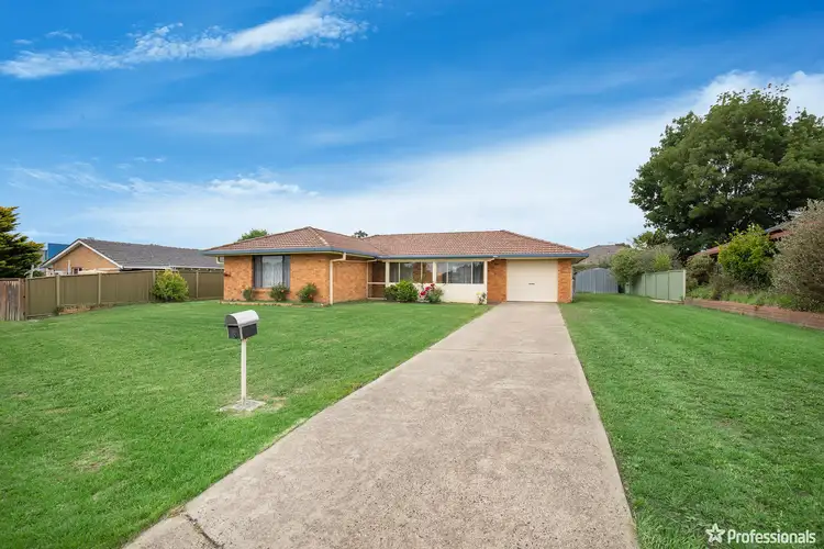 3 Phyllis Crescent, Armidale NSW 2350