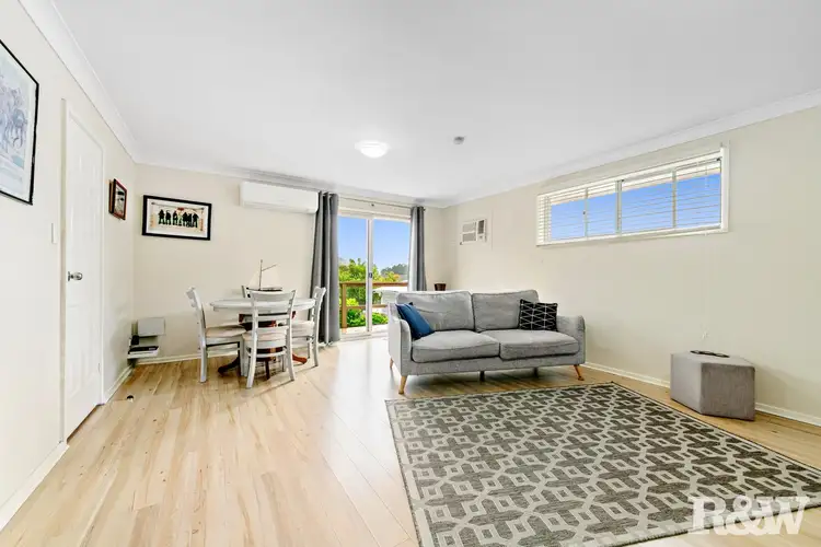 Fifth view of Homely semi-detached listing, 2/2 Welwyn Grove, Point Clare NSW 2250