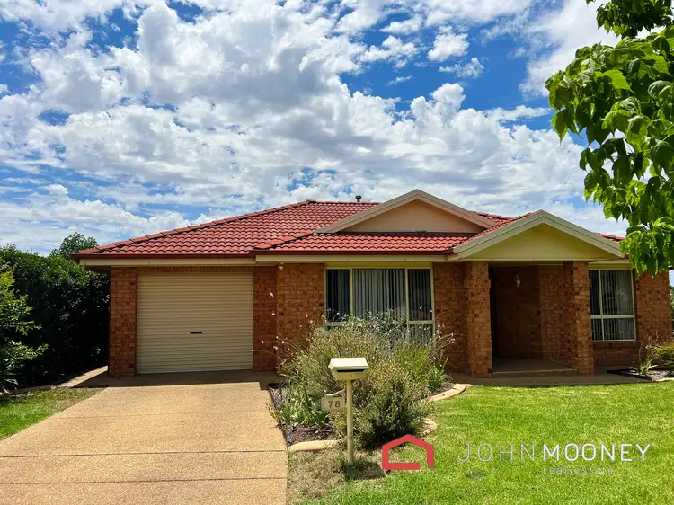 78 Paldi Crescent, Glenfield Park NSW 2650