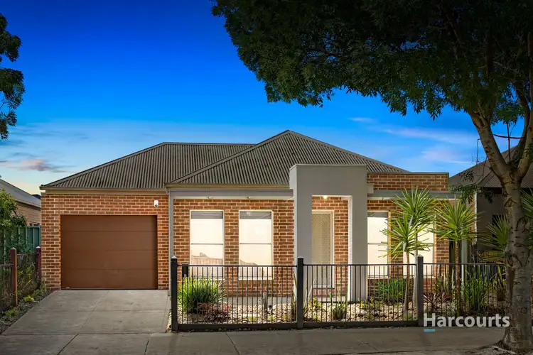 6 Dahlia Drive, Caroline Springs VIC 3023