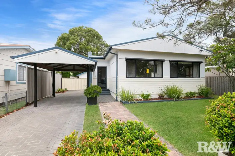 42 Terry Avenue, Woy Woy NSW 2256