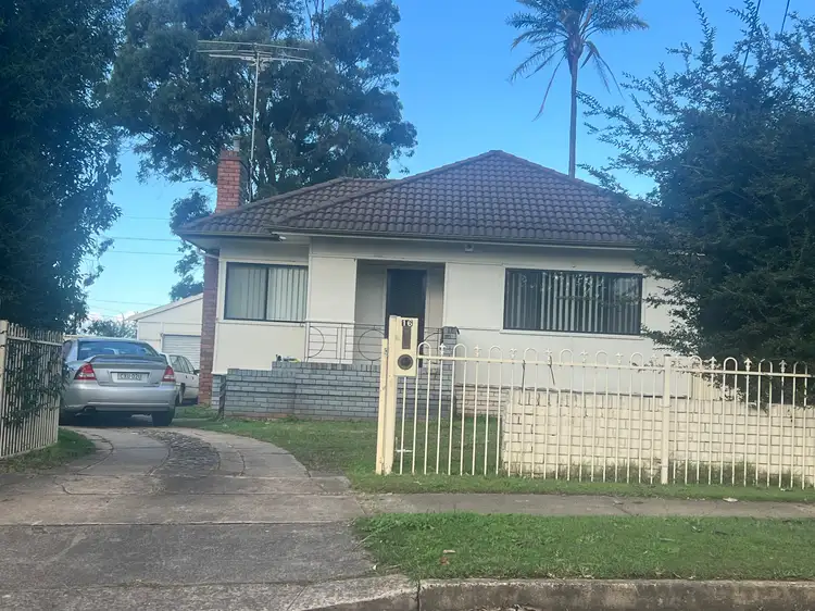 16 Champness Crescent, St Marys NSW 2760