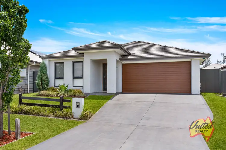 11 Arcadian Hills Crescent, Cobbitty NSW 2570