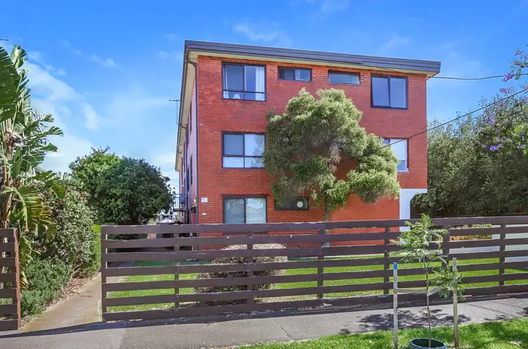2/90-92 Roseberry Street, Ascot Vale VIC 3032