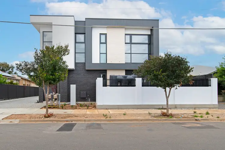 12B Broughton Avenue