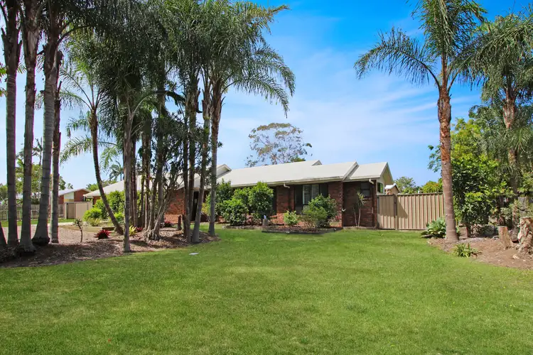 104 Garden Drive, Urangan QLD 4655