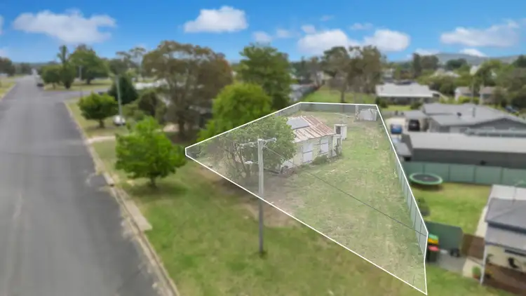 23 East Street, Uralla NSW 2358