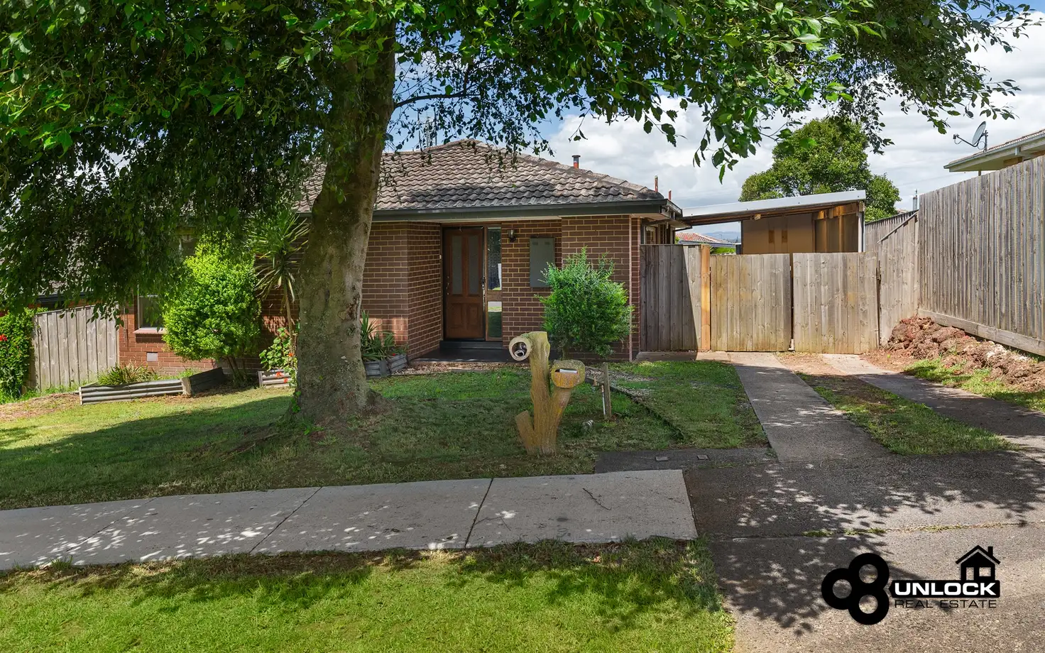 Main view of Homely house listing, 10 Lawson Crescent, Warragul VIC 3820