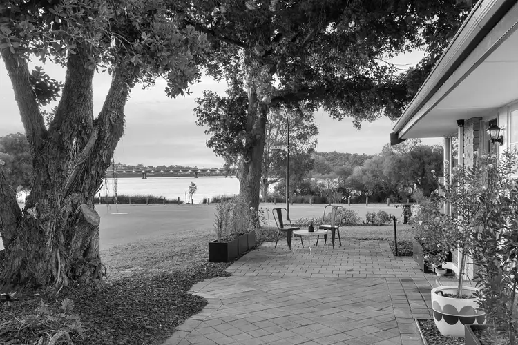 93 Riverton Drive West, Rossmoyne WA 6148