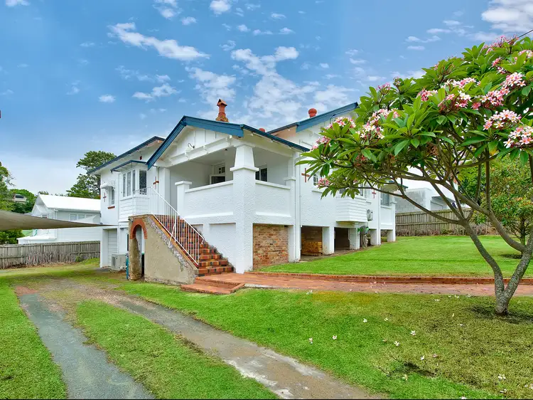 4 Robe Street, Newmarket QLD 4051