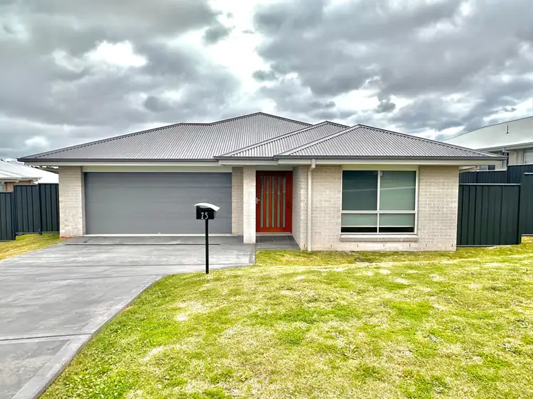 25 Bushel Street, Armidale NSW 2350