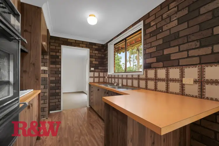 Second view of Homely house listing, 7 Swallow Place, Ingleburn NSW 2565