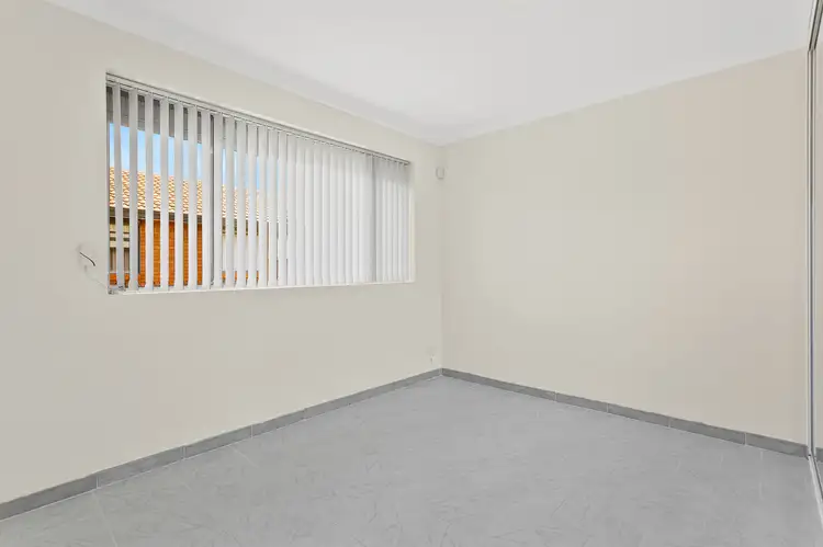 Fifth view of Homely unit listing, 4/21 Kemblawarra Road, Warrawong NSW 2502