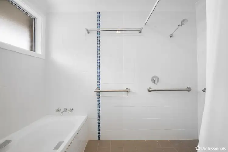Fifth view of Homely house listing, 9 St Johns Avenue, Armidale NSW 2350