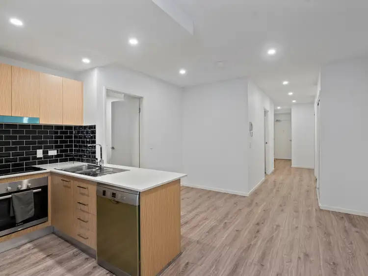 Fifth view of Homely apartment listing, 405/57 Ludwick Street, Cannon Hill QLD 4170