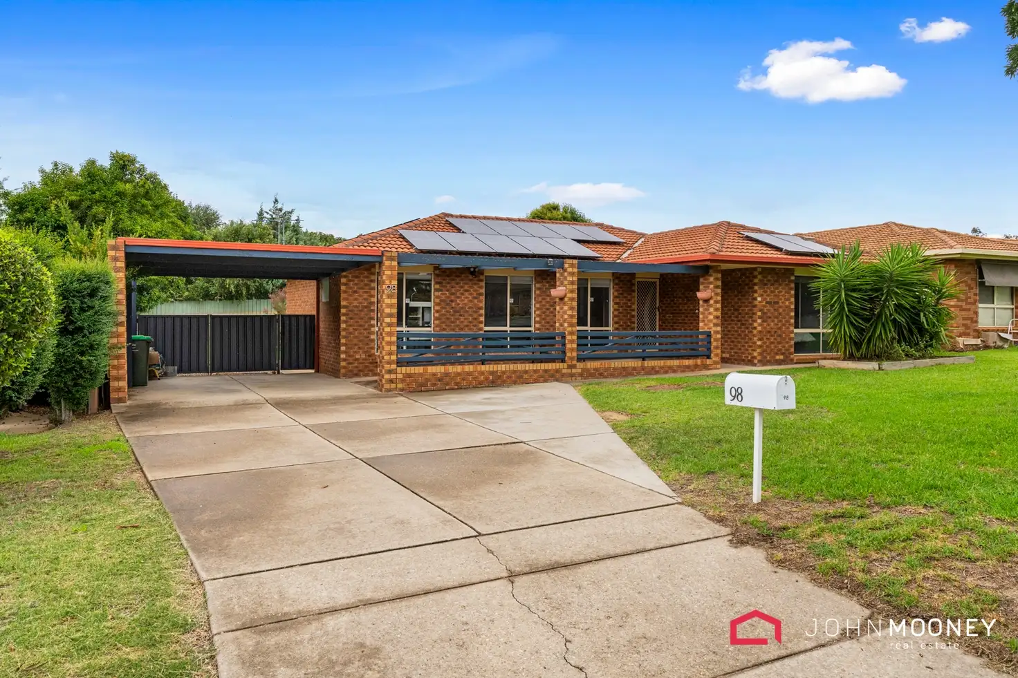 Main view of Homely house listing, 98 Dalman Parkway, Glenfield Park NSW 2650
