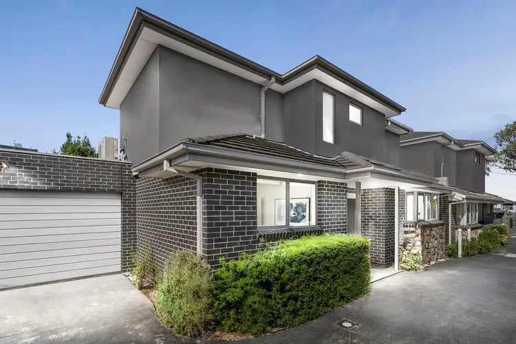 2/15 Duffy Street, Essendon North VIC 3041
