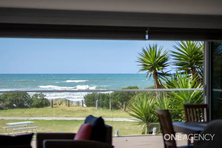 15 Somerset Esplanade, Somerset TAS 7322