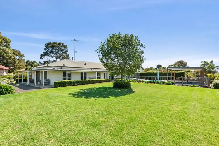 14-16 Chateau Court, Ocean Grove VIC 3226