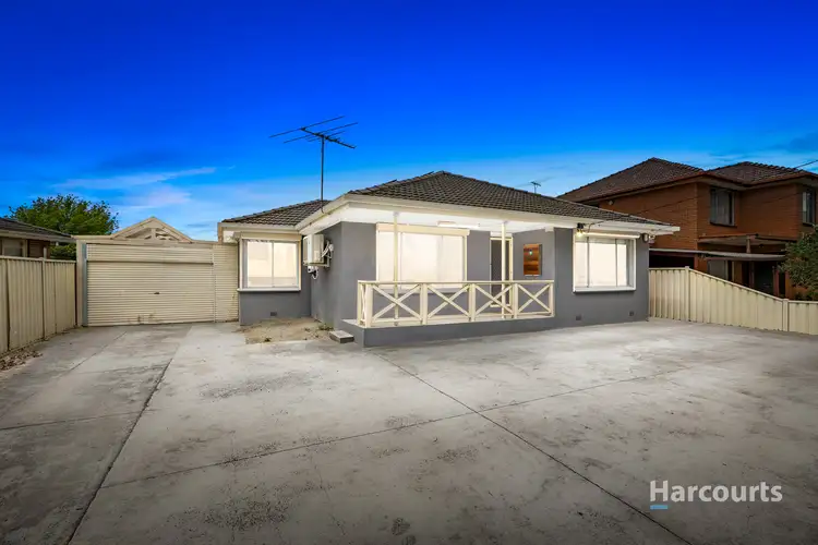 894 Ballarat Road, Deer Park VIC 3023