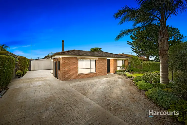 6 Stewart Crescent, Rockbank VIC 3335