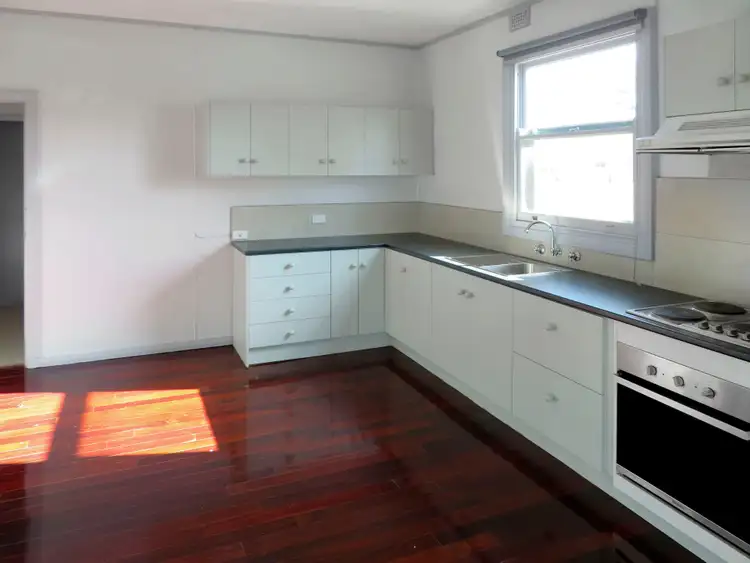 Second view of Homely house listing, 5 Buxton Avenue, Murray Bridge SA 5253