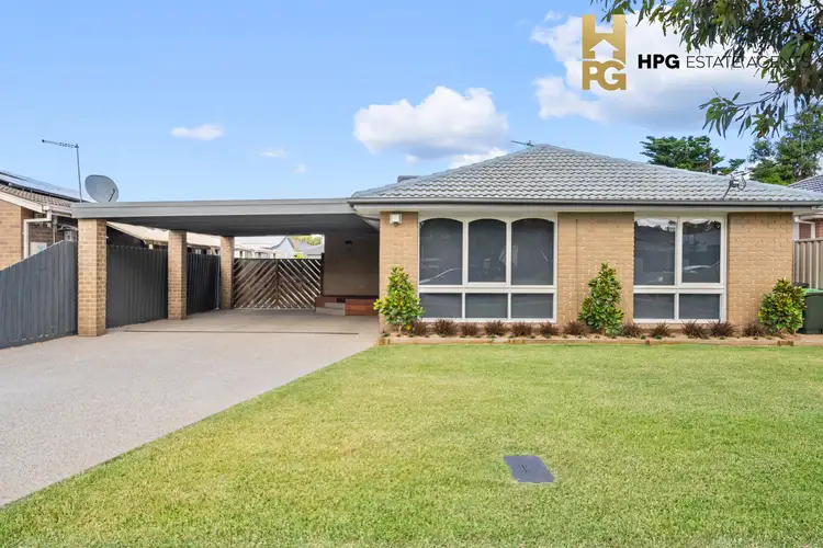 17 Handsworth Crescent, Tullamarine VIC 3043