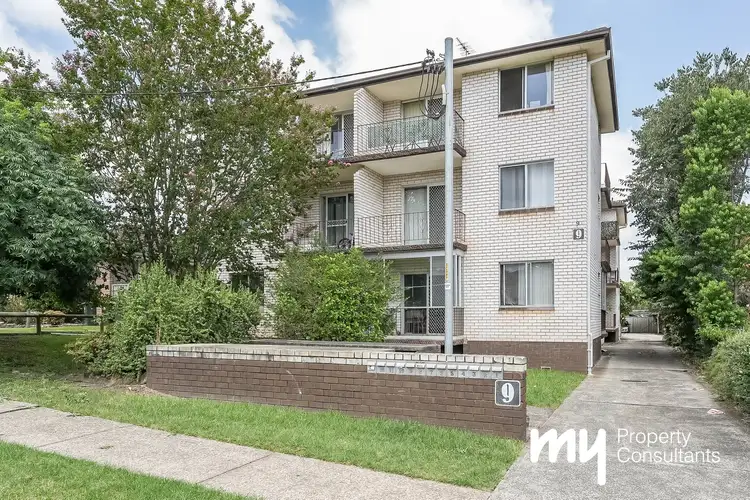 Main view of Homely unit listing, 11/9 Reddall Street, Campbelltown NSW 2560
