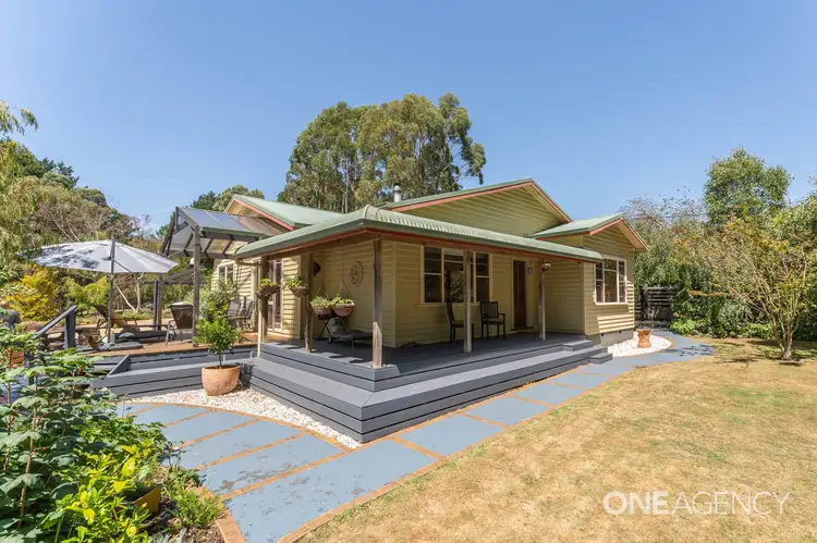 11 Boags Road, Flowerdale TAS 7325
