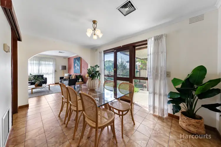 Fifth view of Homely house listing, 9 Innis Court, Deer Park VIC 3023