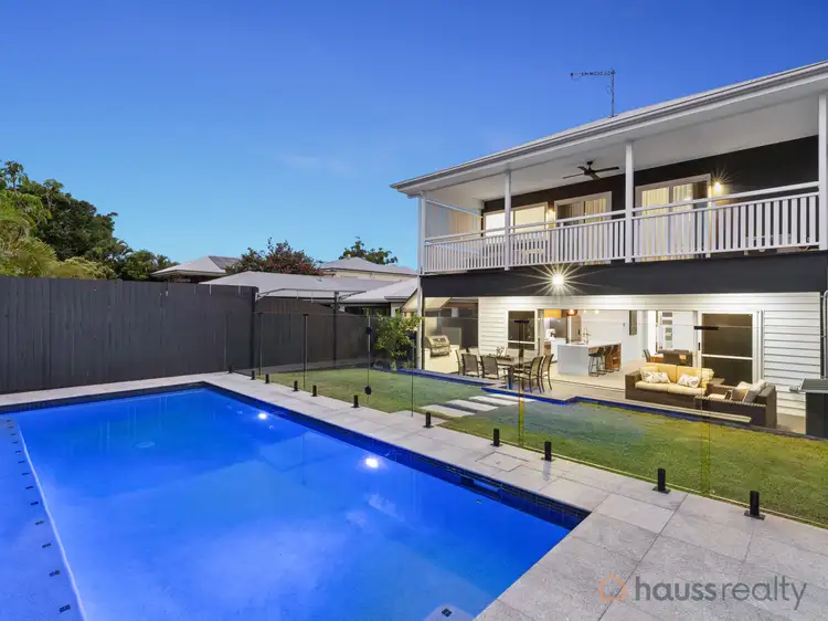 102 Strong Avenue, Graceville QLD 4075