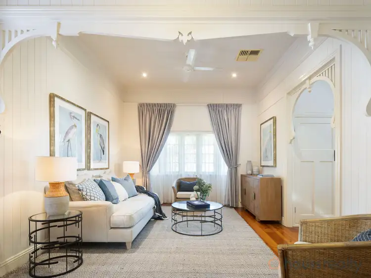 19 Dan Street, Graceville QLD 4075