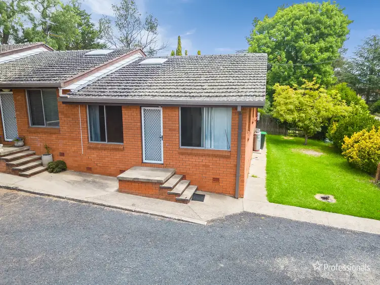 Main view of Homely unit listing, 1/20 Drummond Avenue, Armidale NSW 2350