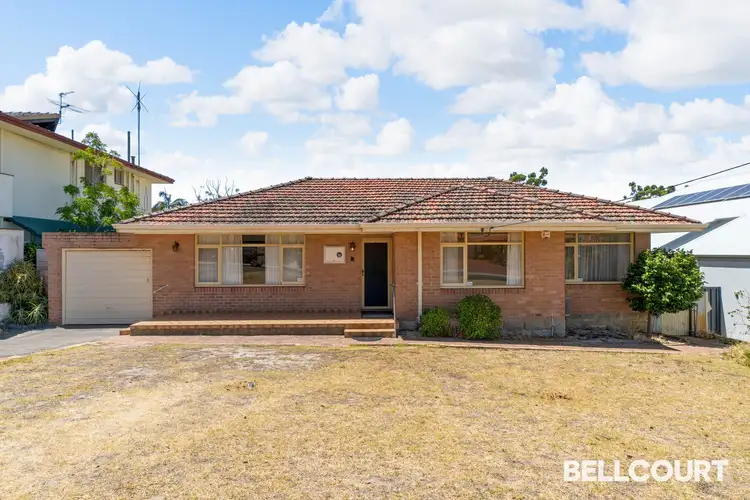 17 Howes Crescent, Dianella WA 6059