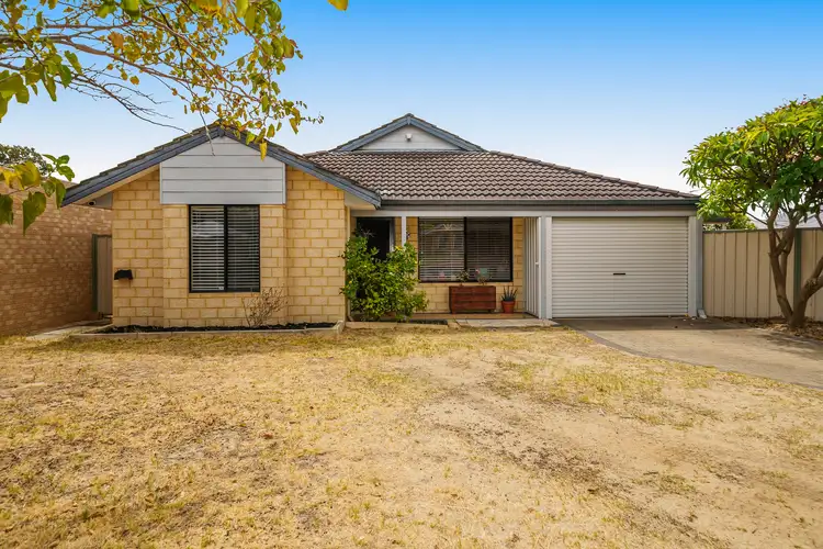 6 Kunzea Close, Maida Vale WA 6057