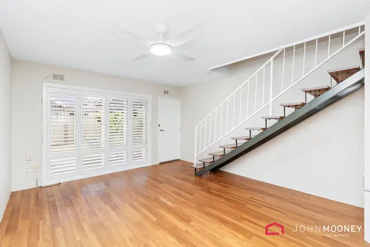 Third view of Homely unit listing, 2/53 Fox Street, Wagga Wagga NSW 2650