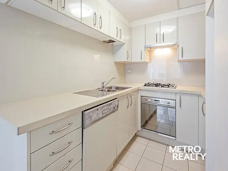 Third view of Homely apartment listing, 3401/91 Liverpool Street, Sydney NSW 2000