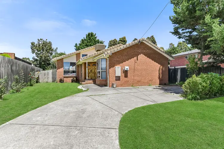 12 Jasper Court, Hampton Park VIC 3976